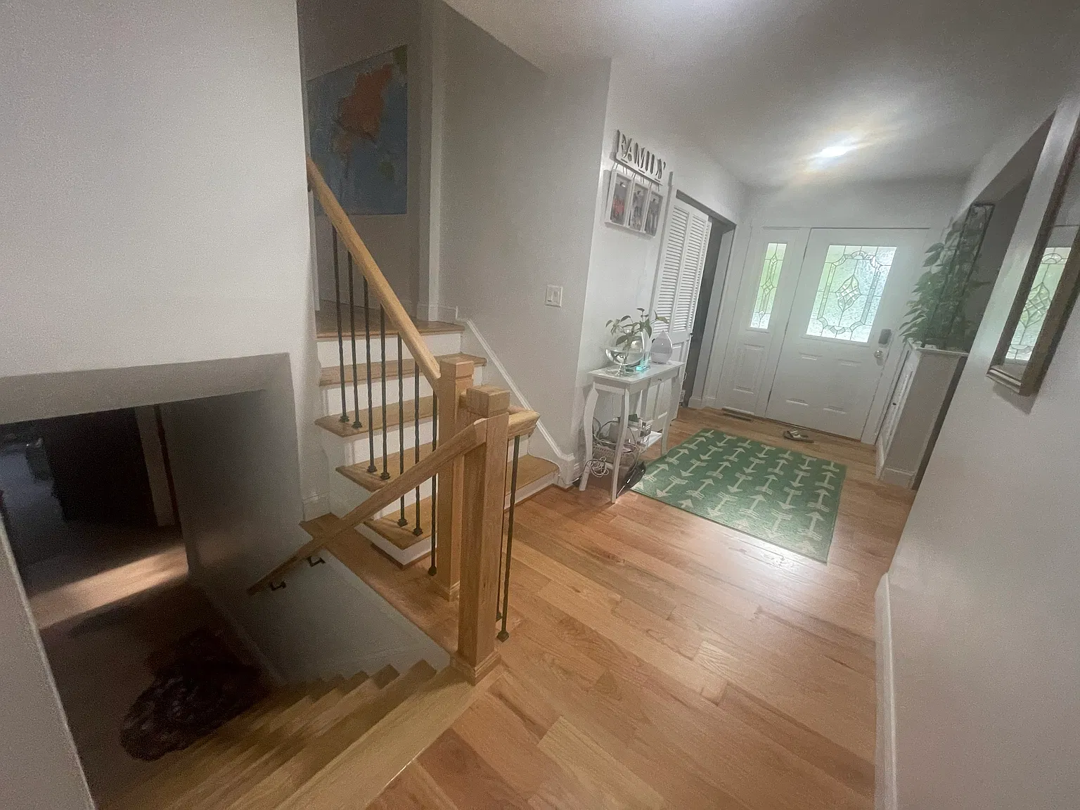 3 bed, 3.5 bath, 2703 sqft, $3,100 — Photo 1