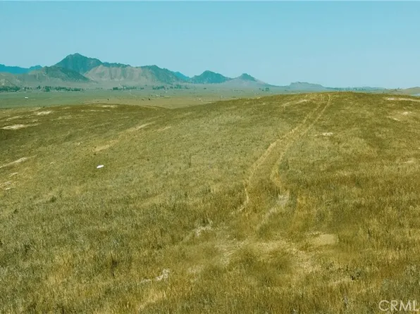 14050 Bloomfield Rd #17, Santa Margarita, CA 93453