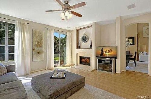 3rd image of 12890 Crawford Dr