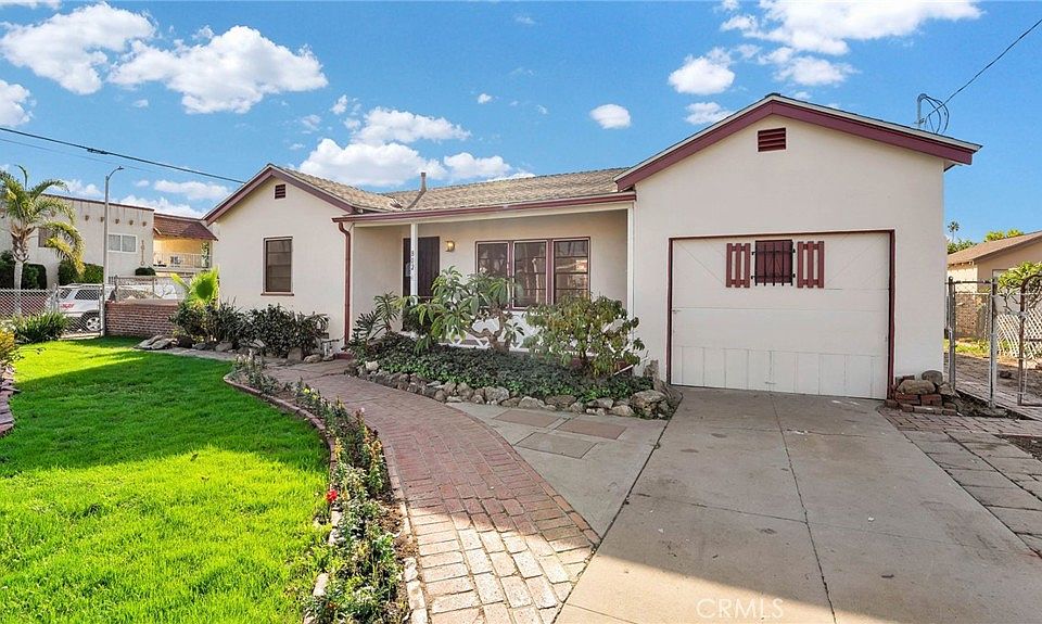 1st image of 802 W Alondra Blvd