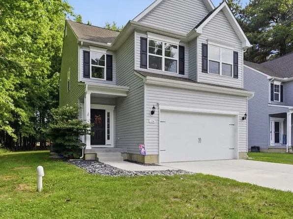 124 Riverside Dr, Chester, MD 21619