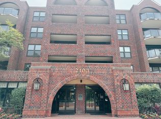 2100 Langston Blvd APT 201, Arlington, VA 22201