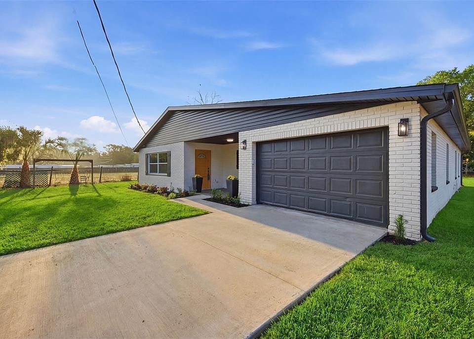 1st image of 2711 Washington Rd