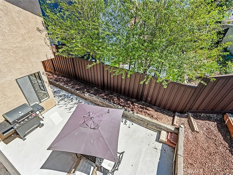 1407 Lakeside Ln — Photo 61