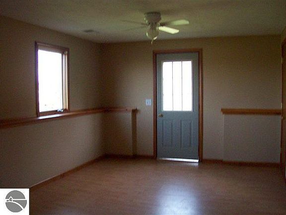 2nd image of 4912 Cedar Knoll Dr