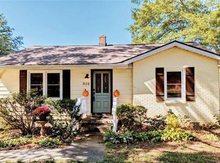936 Sharon Cir SE, Smyrna, GA 30080