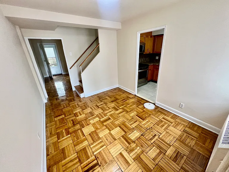 189-15 73rd Ave #D — Photo 8