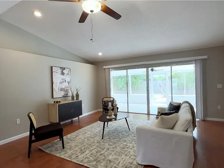8108 Bluestar Cir — Photo 5