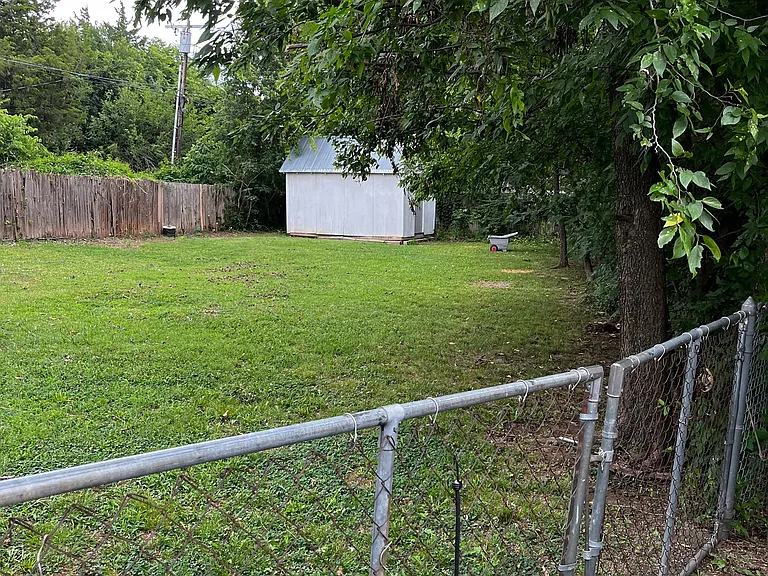 309 N Lahoma Ave — Photo 11