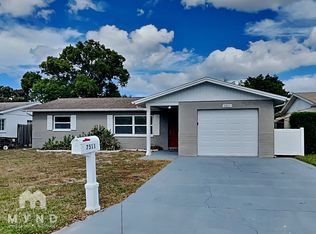 7511 Hawthorn Dr, Port Richey, FL 34668