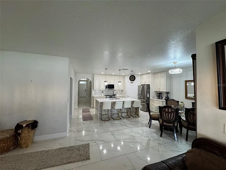 5746 Marsh Landing Dr — Photo 5