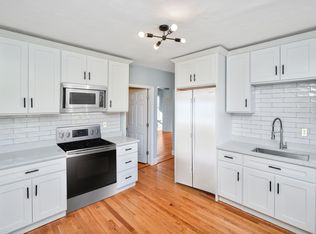 27 Lithgow St FLOOR 1, Dorchester Center, MA 02124