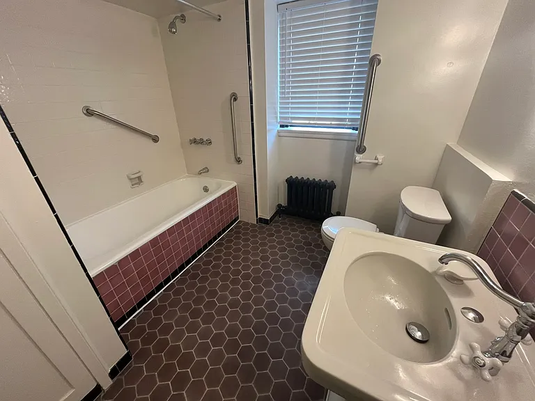 1400 N St #5 — Photo 25