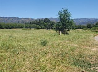 10025 Clover Ct, Upper Lake, CA 95485