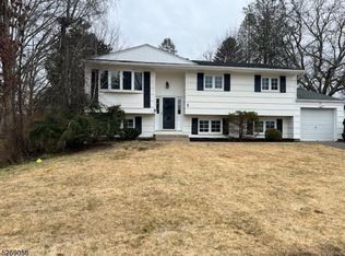 1 Barbara Dr, Succasunna, NJ 07876