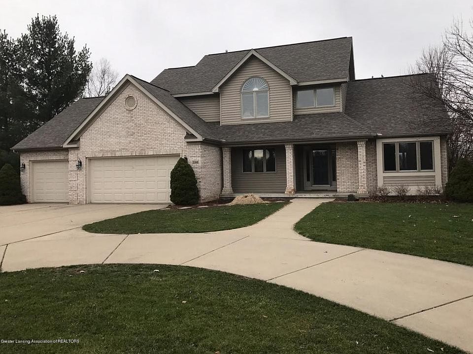 1st image of 2398 Forest Oak Trl
