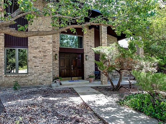 5th image of 532 Arroyo Dr