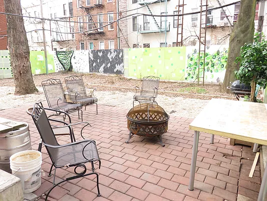 Rented by Rennit Inc. | media 19