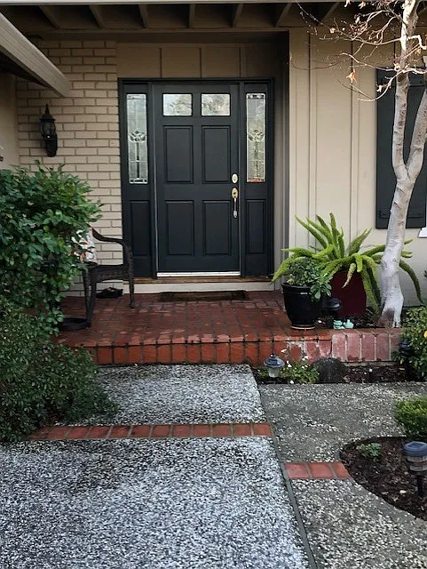 4 bed, 3000 sqft, $1,650 — Photo 2
