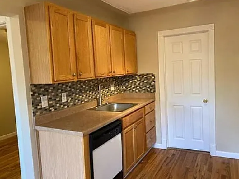 1409 Jasmine St — Photo 10