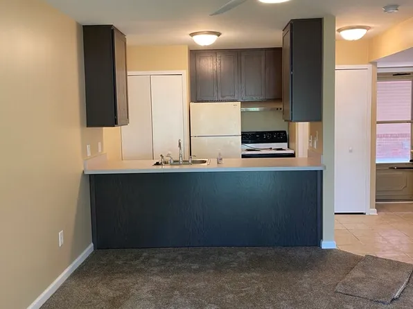 31625 Nardelli Ln, Roseville, MI