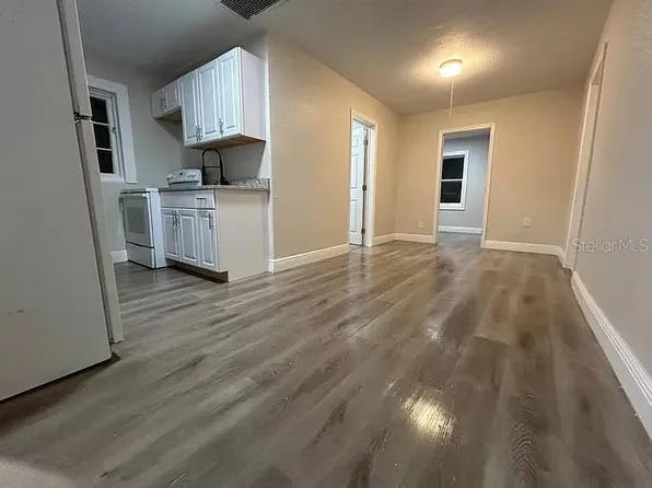 725 16th Ave NW, Largo, FL 33770