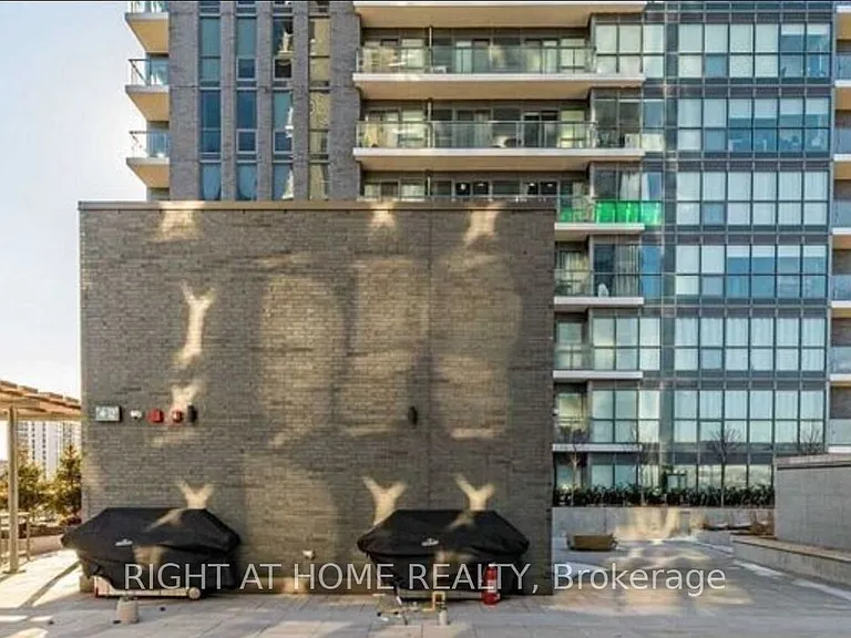 6 Sonic Way NE #2204 — Photo 25