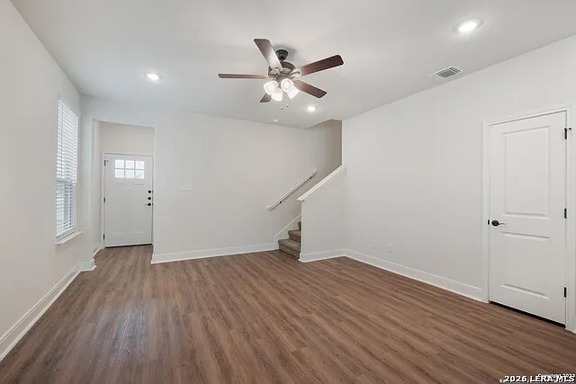 2507 Lynwood Bnd #101 — Photo 5