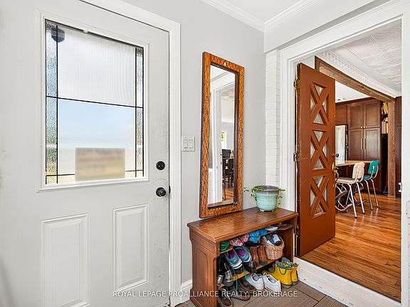 4th image of 2219 McKendry Rd