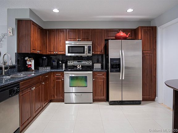 5th image of 1390 Veracruz Ln #3-7