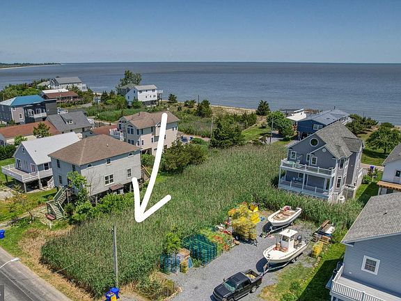 2nd image of 7A N Flack Ave
