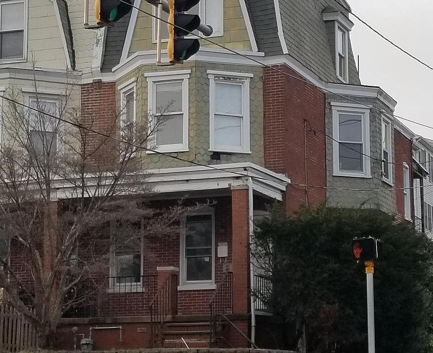 1st image of 401 S Broom St