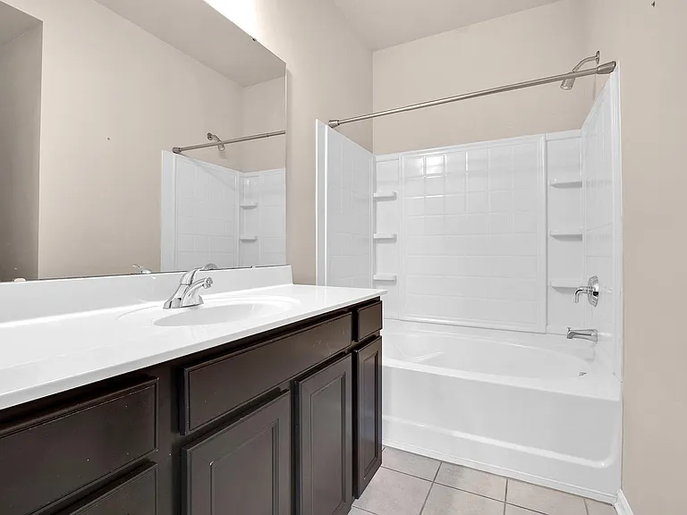 11012 Cedar Walk Ln — Photo 18