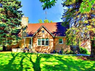 4960 Glendale Dr, Gurnee, IL 60031