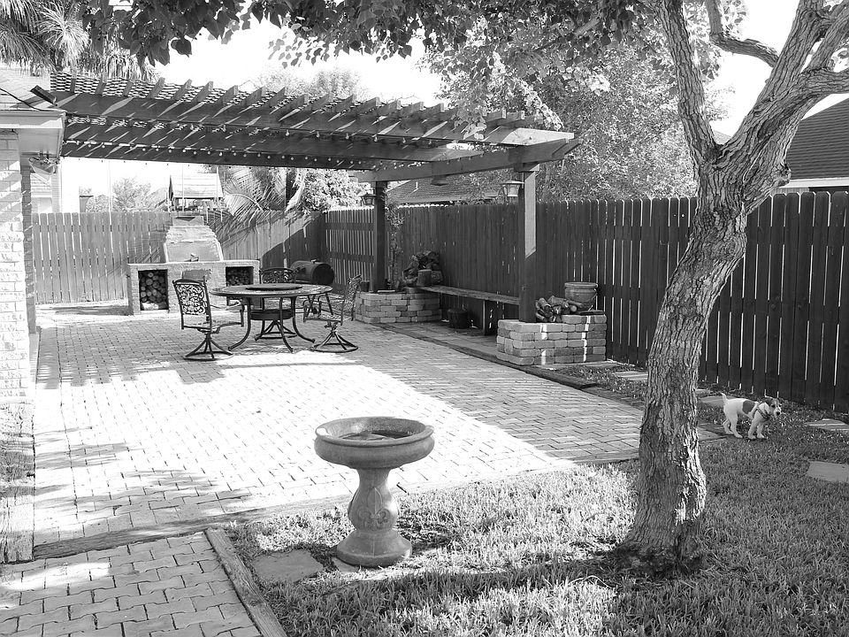 2nd image of 4706 Orchid Dr