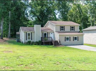 3754 Eli Dr, Snellville, GA 30039
