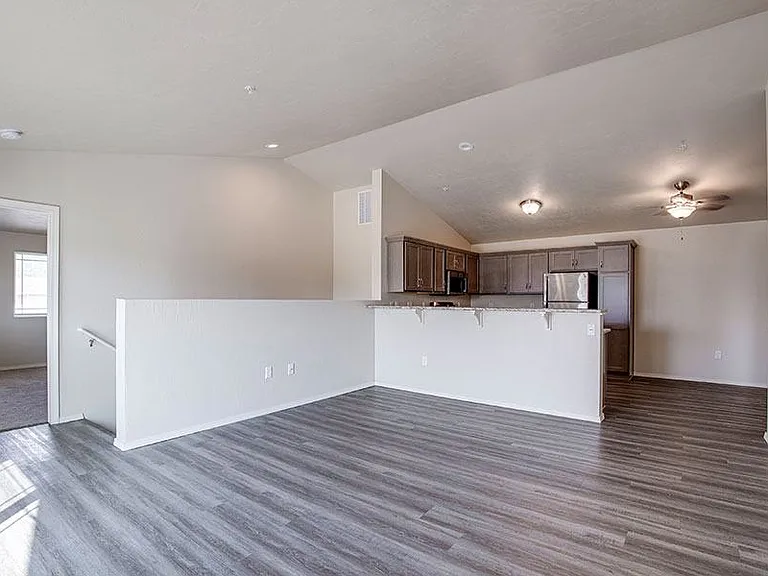 MORGAN PARK ESTATES — Photo 10