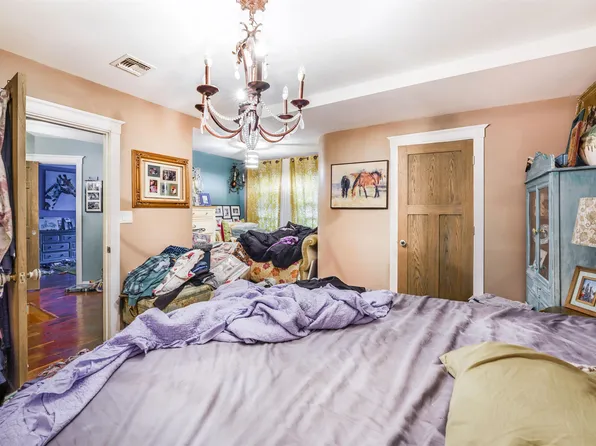 372 5th Street image 5 of 30