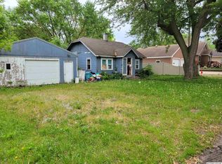 1413 S Wilson Ave, Mason City, IA 50401