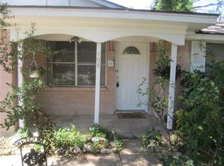 709 Moonlight Dr, Garland, TX 75040