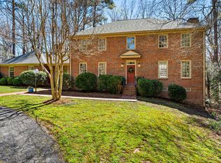 109 Sturbridge Ln, Chapel Hill, NC 27516