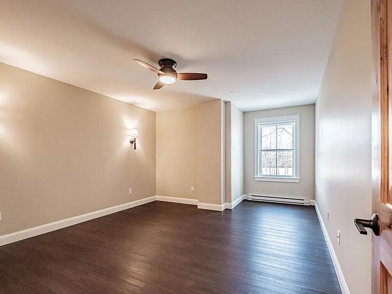 271 Main St #4 — Photo 24