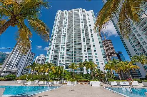 951 Brickell Ave Photo 1