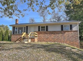 152 Debbies Cir, Jonesborough, TN 37659