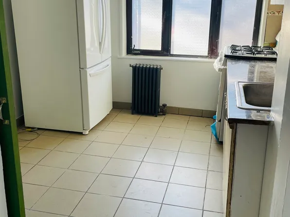 7525 15th Avenue image 12 of 14