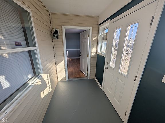 4th image of 2134 Spann Ave