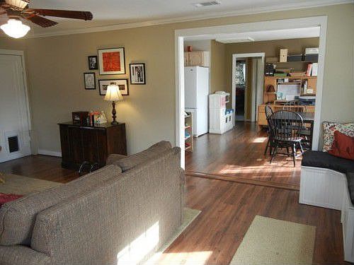 3rd image of 203 Baltimore Dr