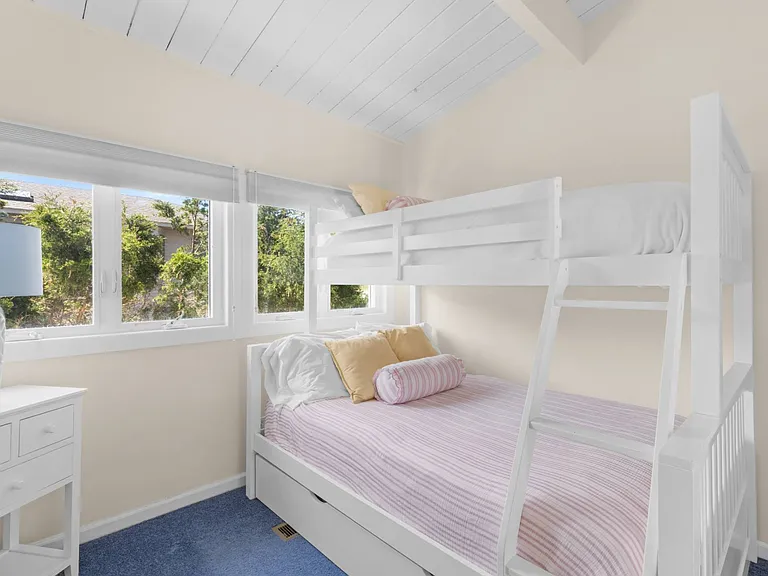 423 Dune Rd #A — Photo 20