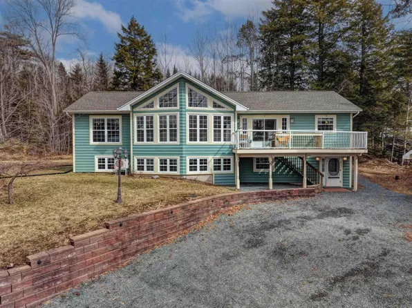 4038 Highway 2, Fletchers Lake, NS B2T 1A3