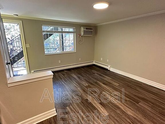 3rd image of 3470 S Marion St APT 103